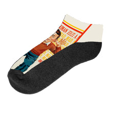 Load image into Gallery viewer, Alfred E Neuman Socks - Mad - Low Cut Ankle Socks
